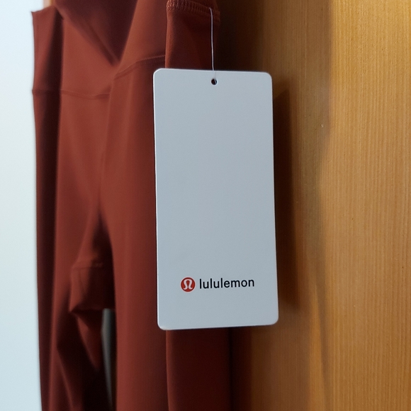 NWT lululemon Wunder Train HR Tight 25" - Picture 8 of 10